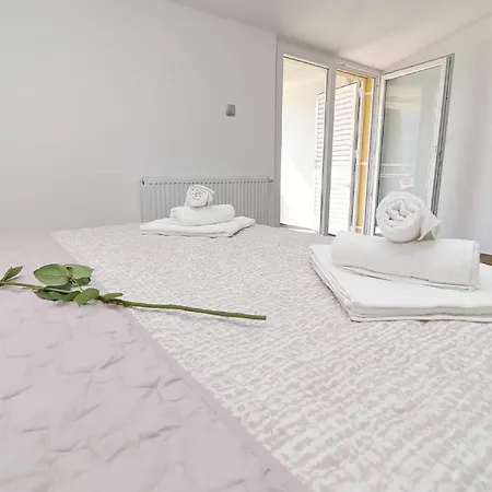 Fancy Dream Apartman *